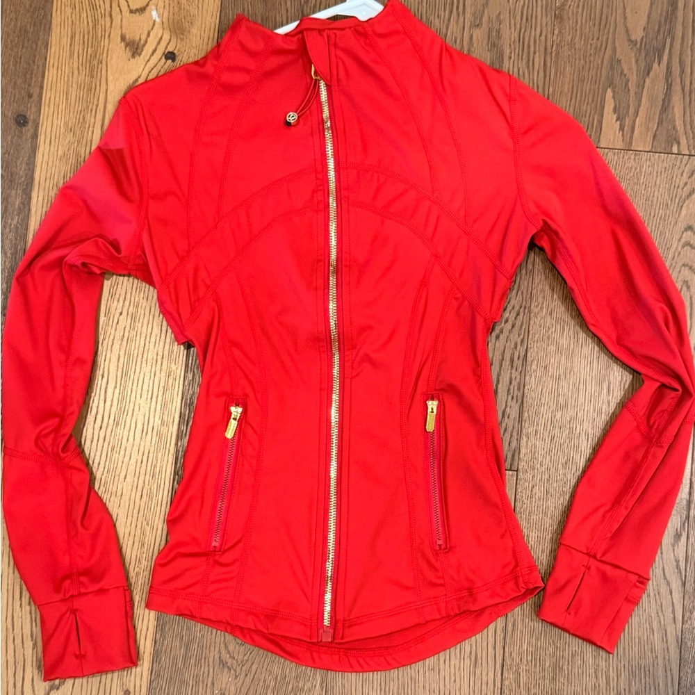 lululemon athletica Women's Vibrant Red Set